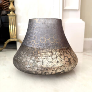 Elephant foot vase