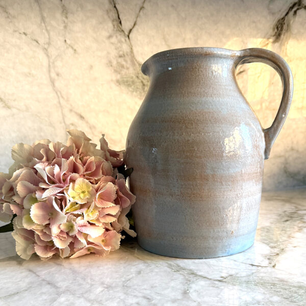 Stoneware pitcher - Image 2