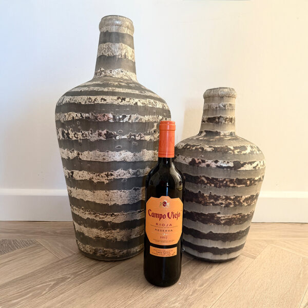 Large glass conical vase - Image 3