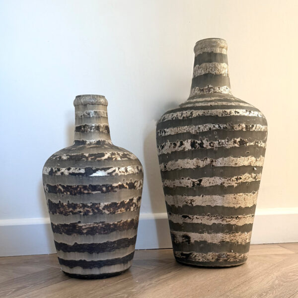 Large glass conical vase - Image 2