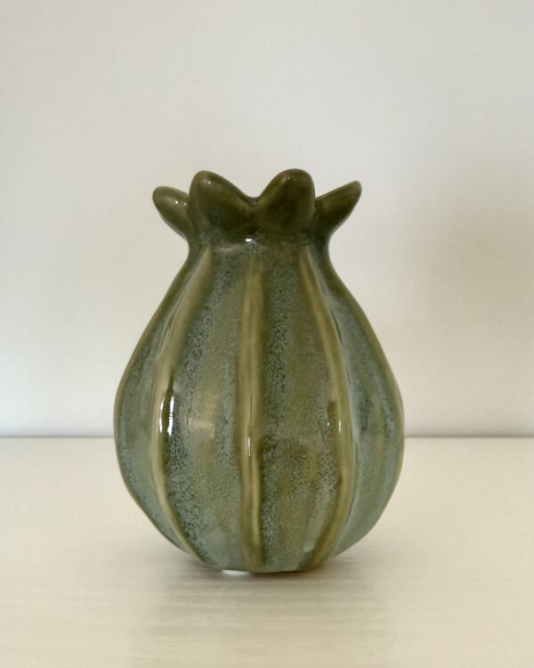 Extra small poppy bud vase - Image 4