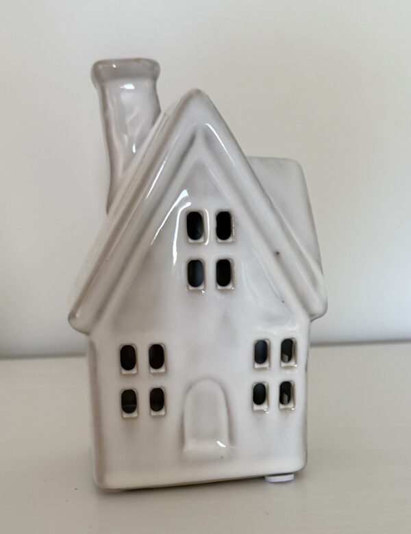LED light up ceramic house set - Image 6