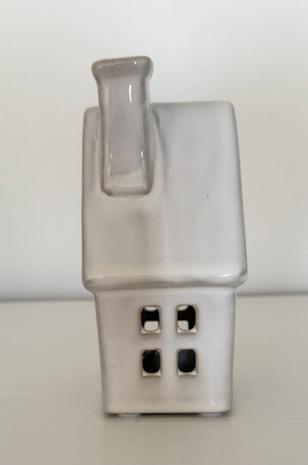LED light up ceramic house set - Image 7