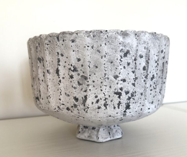 Large Concrete footed bowl - Image 3